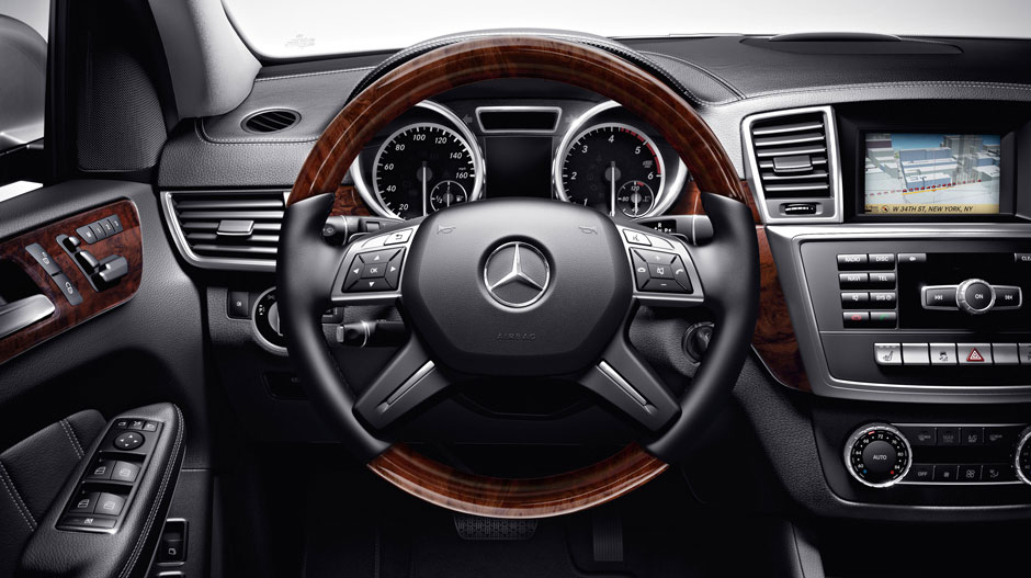Mercedes Benz 2014 GL CLASS SUV GALLERY 017 GOI D