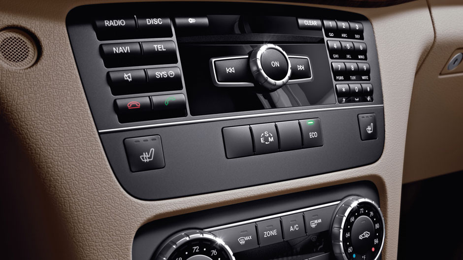 Mercedes Benz 2014 GLK CLASS SUV GALLERY 021 GOI D