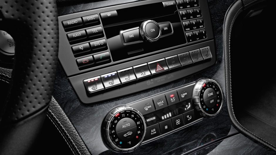 Mercedes Benz 2014 SL CLASS ROADSTER GALLERY 012 GOI D