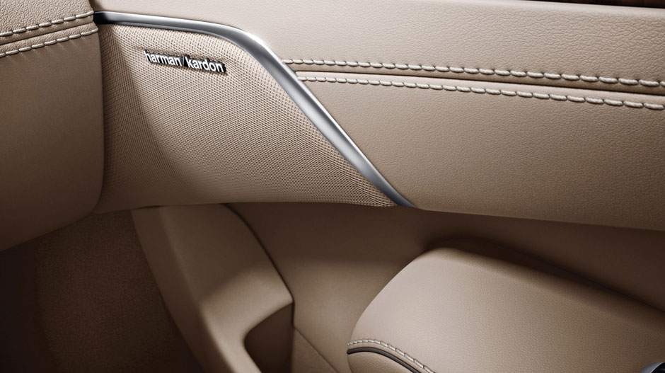 Mercedes Benz 2014 SL CLASS ROADSTER GALLERY 014 GOI D