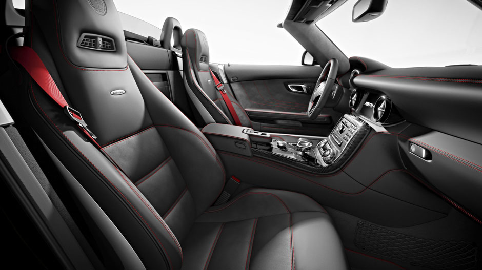 Mercedes Benz 2014 SLS GT COUPE ROADSTER GALLERY 017 GOI D