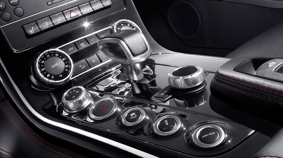 Mercedes Benz 2014 SLS GT COUPE ROADSTER GALLERY 018 GOI D