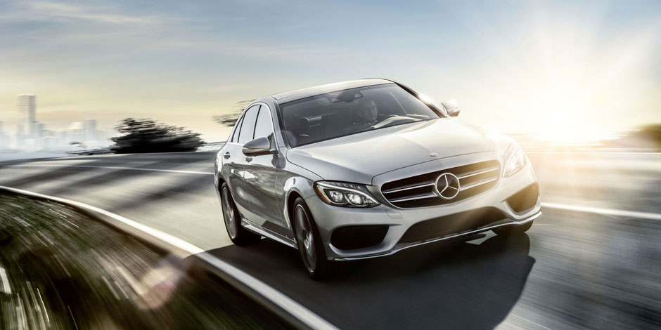 2015-C-CLASS-SEDAN-090-CCF-D.jpg