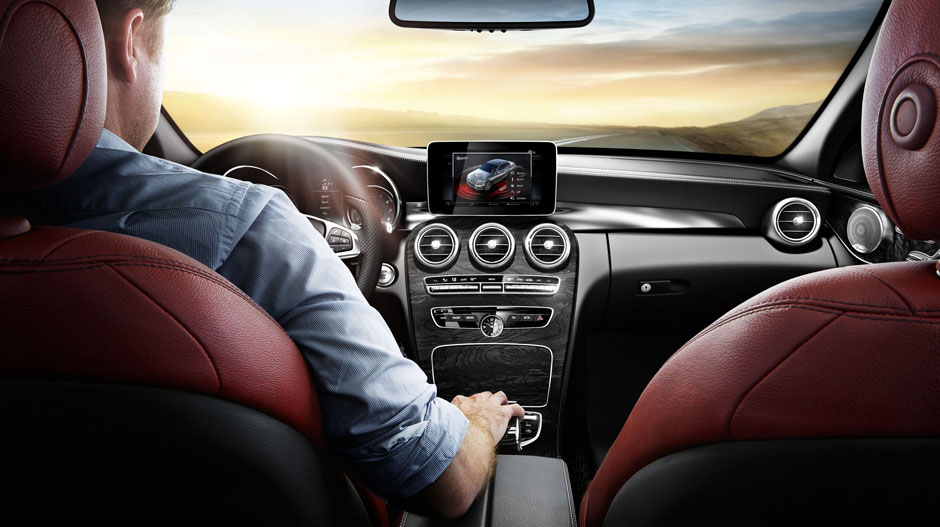 Mercedes Benz 2015 C CLASS SEDAN GALLERY 010 GOI D