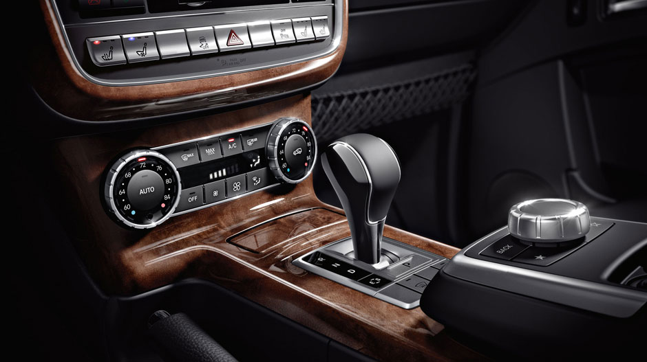 Mercedes Benz 2015 G CLASS SUV GALLERY 013 GOI D