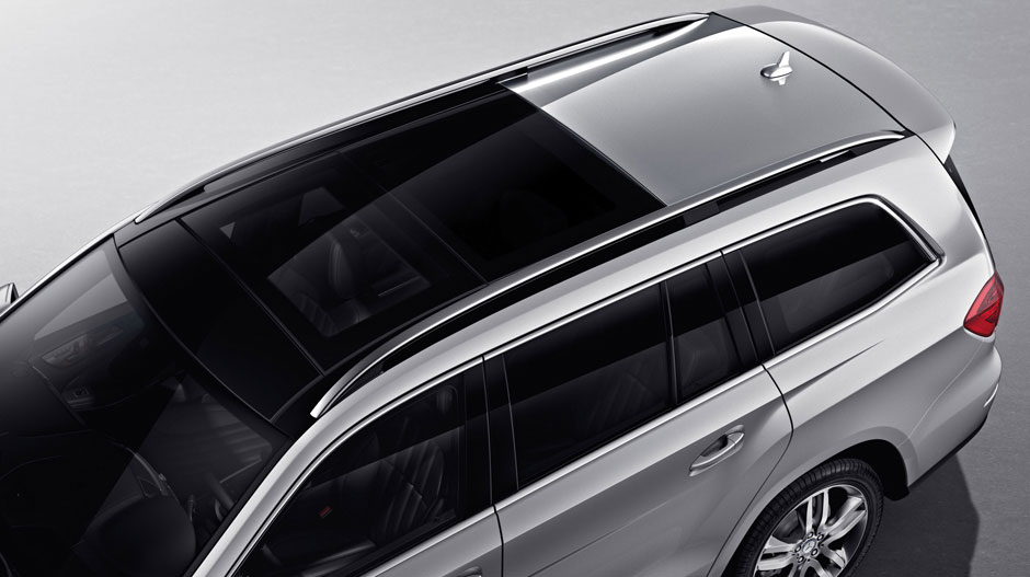 Mercedes Benz 2015 GL CLASS SUV GALLERY 011 GOE D