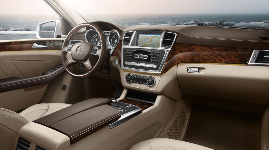 Mercedes Benz 2015 GL CLASS SUV GALLERY 015 GOI D