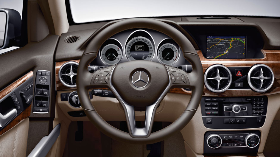 Mercedes Benz 2015 GLK CLASS SUV GALLERY 013 GOI D