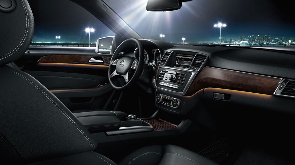 Mercedes Benz 2015 M CLASS SUV GALLERY 016 GOI D