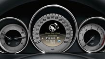 PARKTRONIC with Parking Guidance