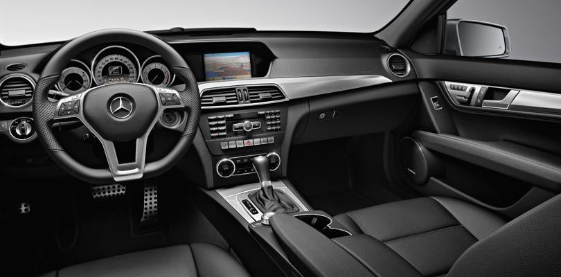 2012 Mercedes-Benz C300 4MATIC Sport Sedan cockpit