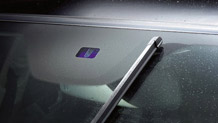 Rain-sensing windshield wipers