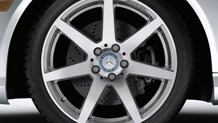 18-inch 7-spoke AMG wheels
