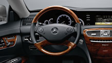 Wood/leather steering wheel