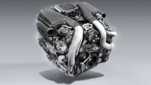 4.6L twin-turbo V-8 engine