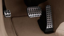 Brushed aluminum pedals