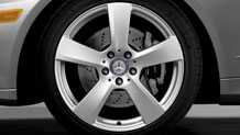 18-inch 5-spoke alloy wheels