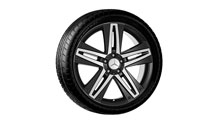 20-inch two-tone twin 5-spoke wheels