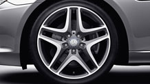 18-inch twin 5-spoke alloy wheels