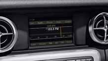 5.8 color-LCD screen