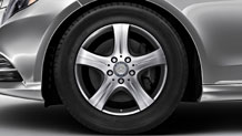 2014-E-CLASS-WAGON-023_MT.jpg