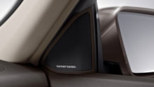2014-E-CLASS-E250BT-E350-E400-E550-SEDAN-066_MT.jpg