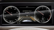 2014-S-CLASS-SEDAN-027-MCF.jpg
