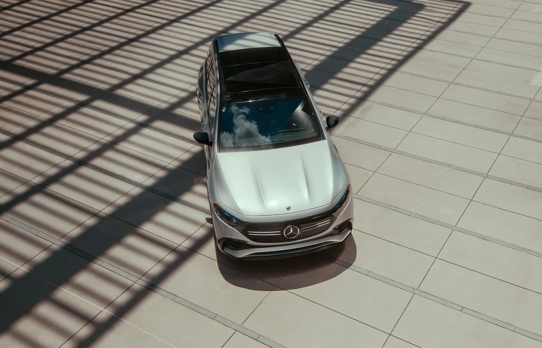 Resumen del Mercedes-EQ EQB 2023 en Los Ángeles