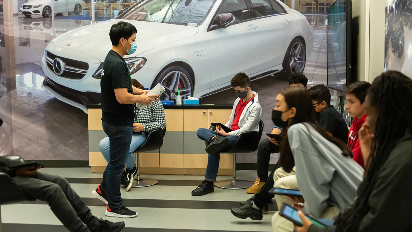 Locations Overview  Mercedes-Benz Group > Careers > About us