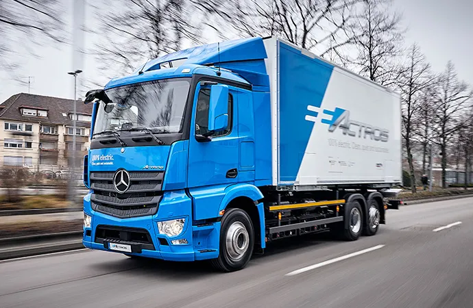 A Mercedes-Benz truck is en route.