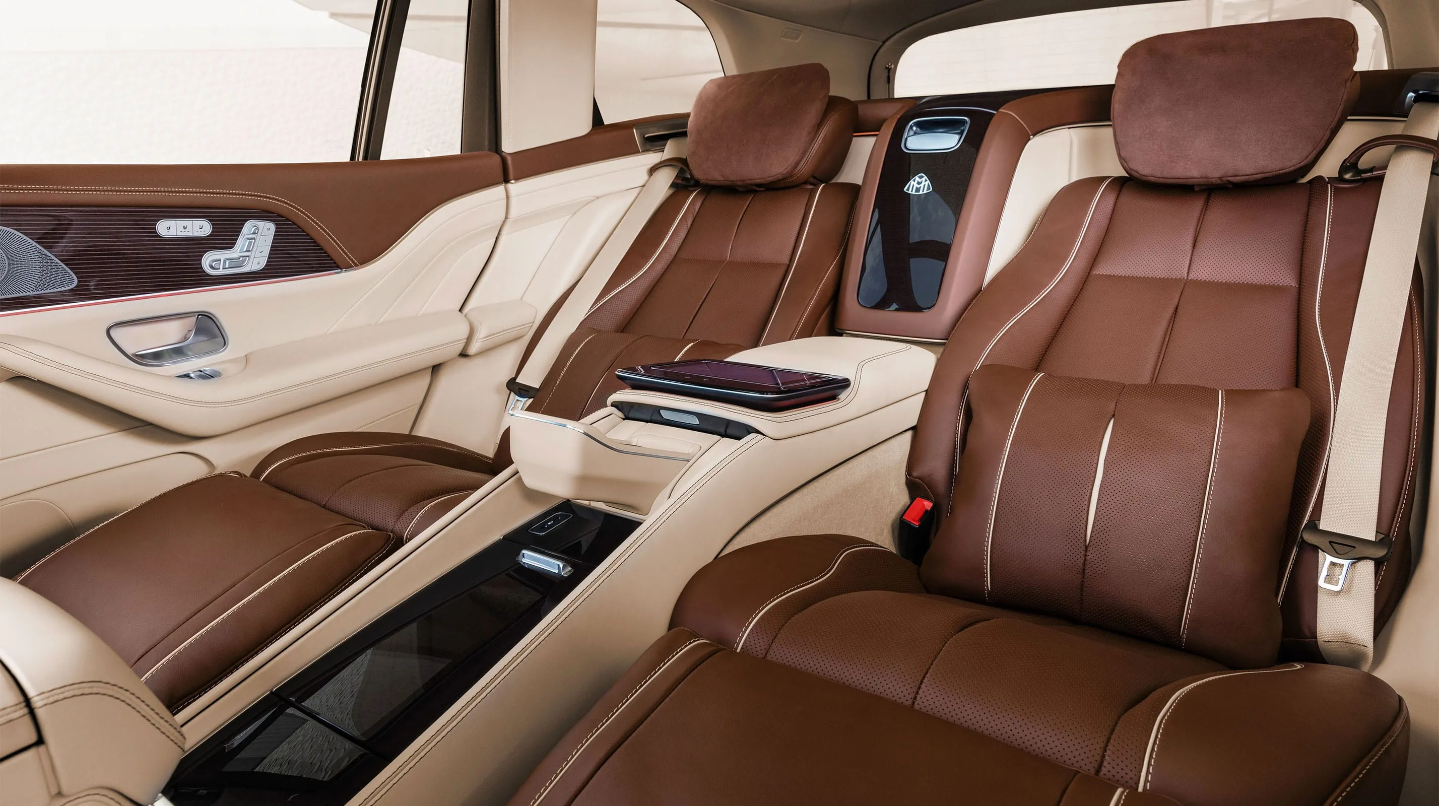 21 Mercedes Maybach Gls Suv Future Vehicles Mercedes Benz Usa