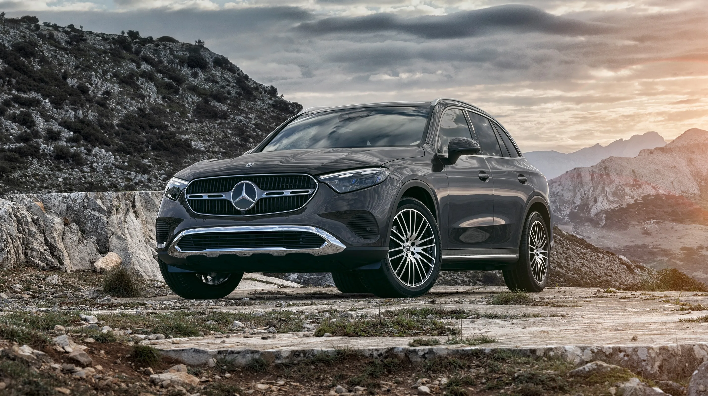 The 2023 Mercedes-Benz GLC  Mercedes-Benz of St. Charles