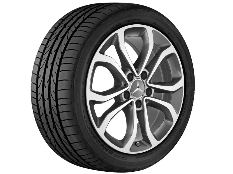 5-twin-spoke wheel, 43.2 cm (17 inch), high-sheen c300c