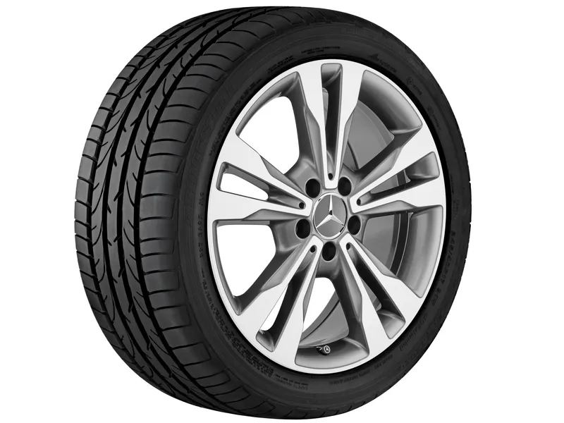 5-twin-spoke wheel, 45.7 cm (18-inch), high-sheen c300c