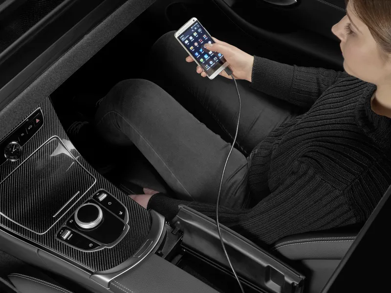 Chiavetta USB Mercedes-Benz Con Adattatore USB-A