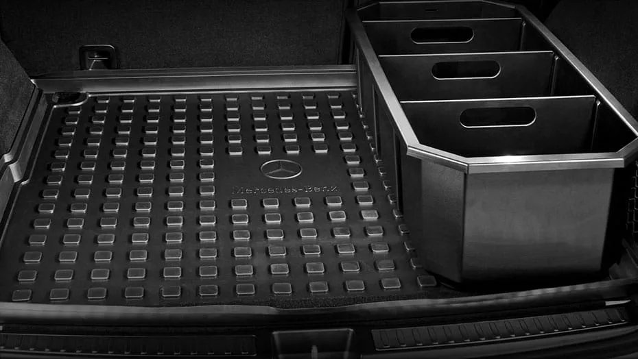 Mercedes-Benz MY17 C CLASS SEDAN 099