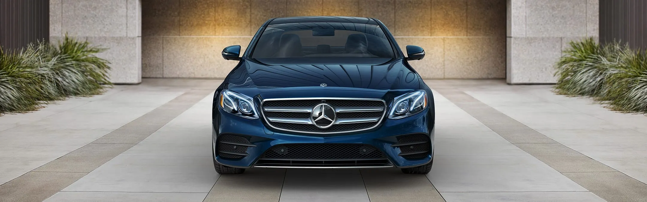 2019 E-Sedan Performance