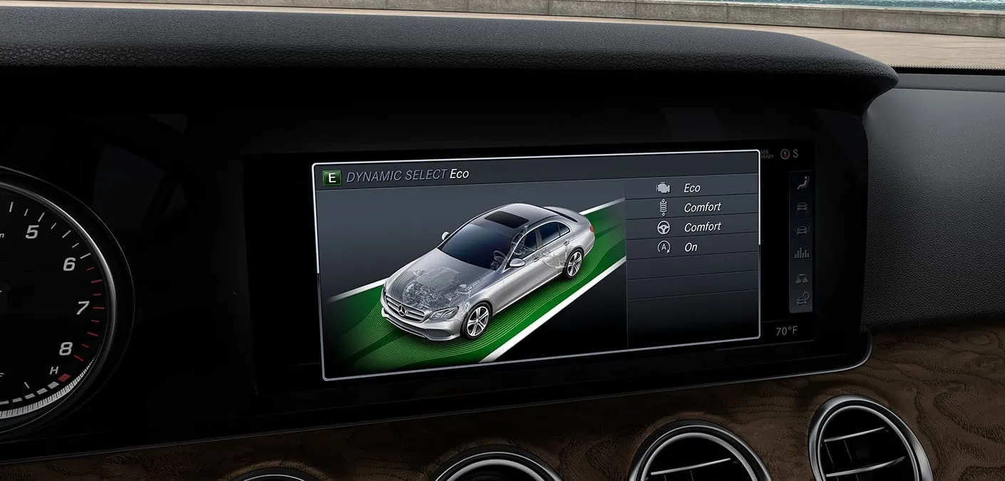2019 E-Sedan Performance