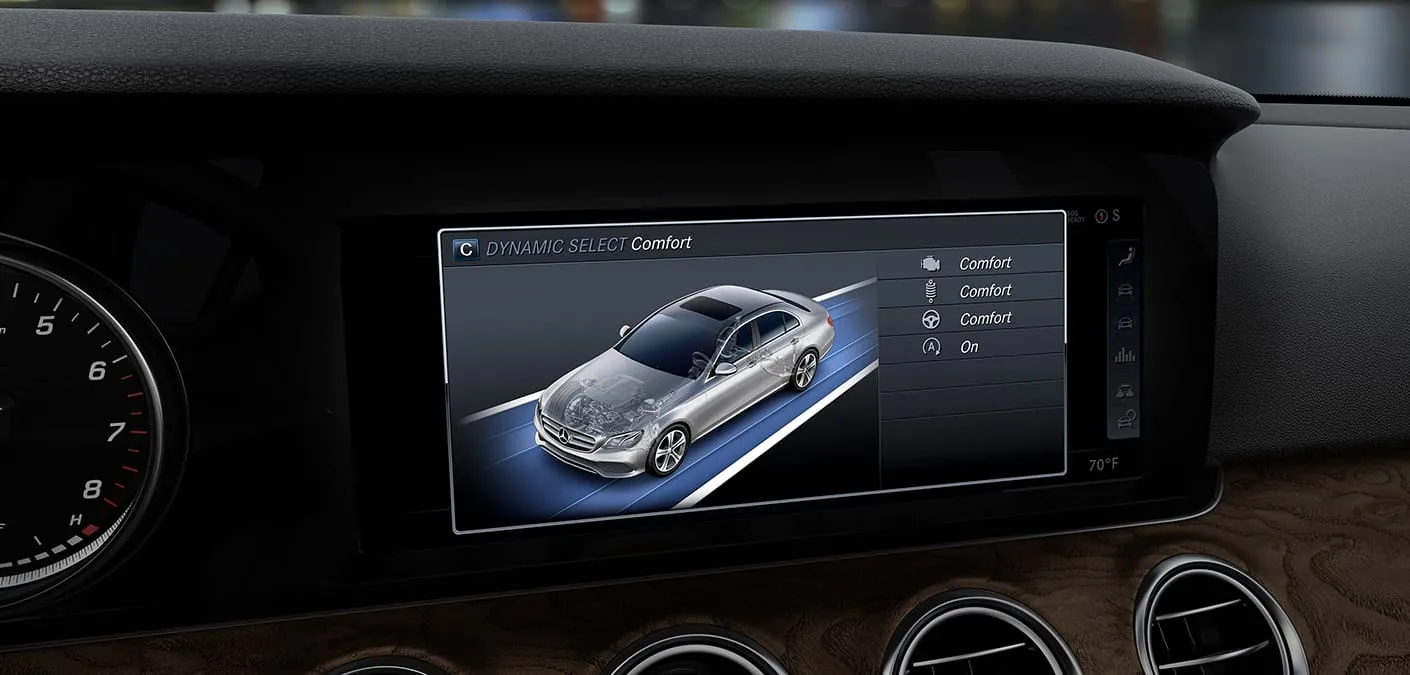 2019 E-Sedan Performance