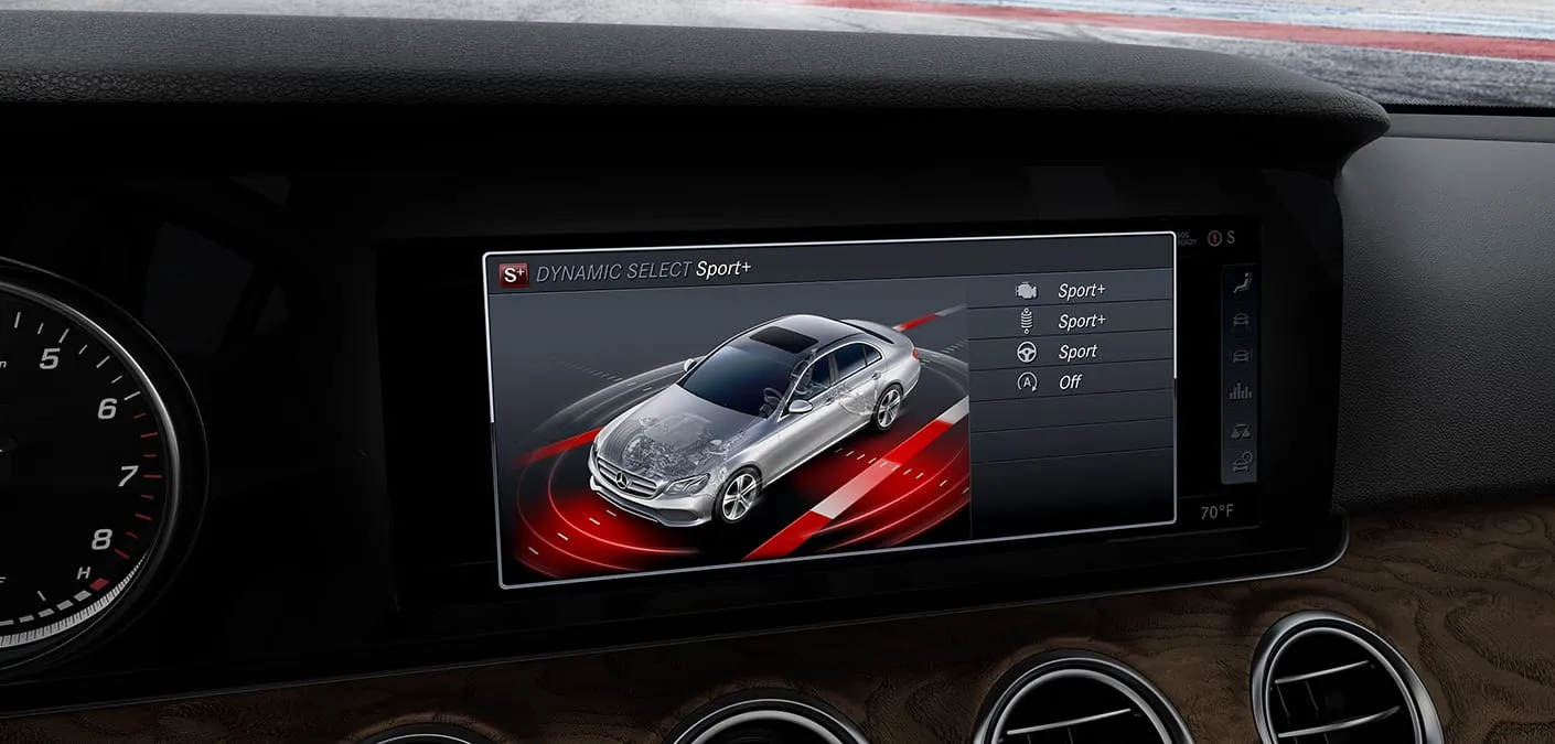 2019 E-Sedan Performance