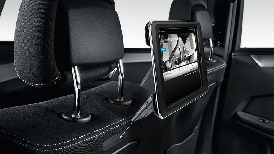 iPad Docking Station with direct adapter 2019 E 450 4MATIC