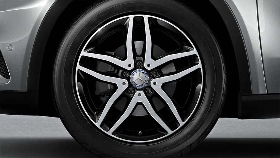 18-inch twin 5-spoke wheels