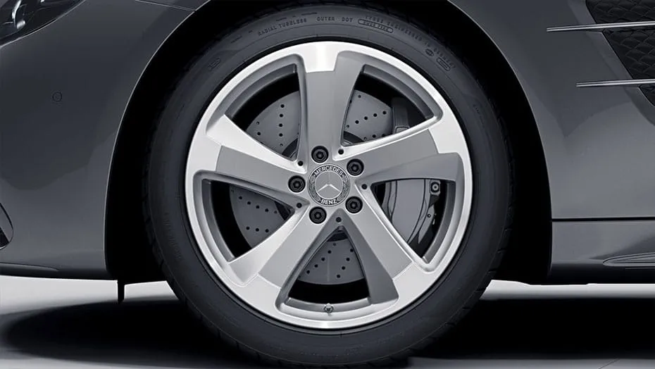 18-inch 5-spoke wheels