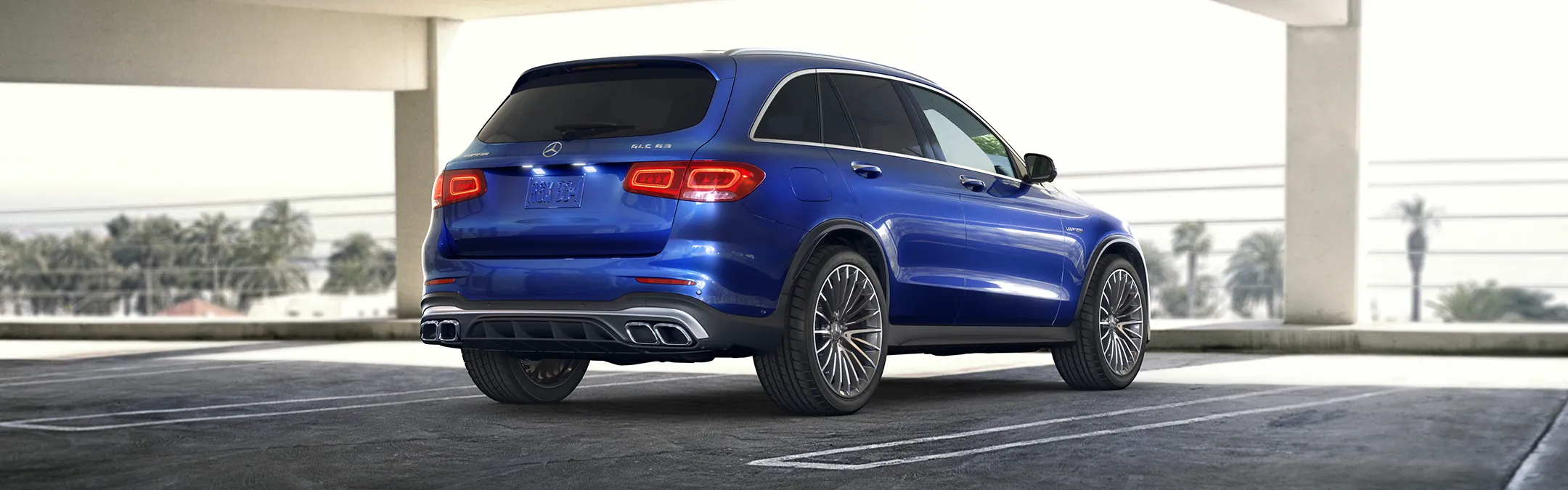 The Mid Size Amg Glc Suv Mercedes Benz Usa
