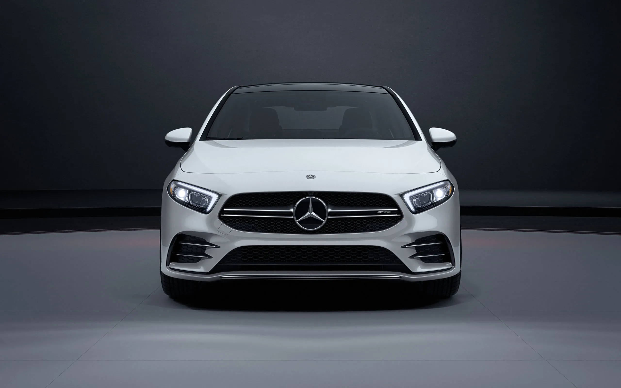 A Class Luxury Sedan Mercedes Benz Mercedes Benz Usa