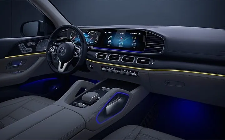 2021 GLS SUV Technology