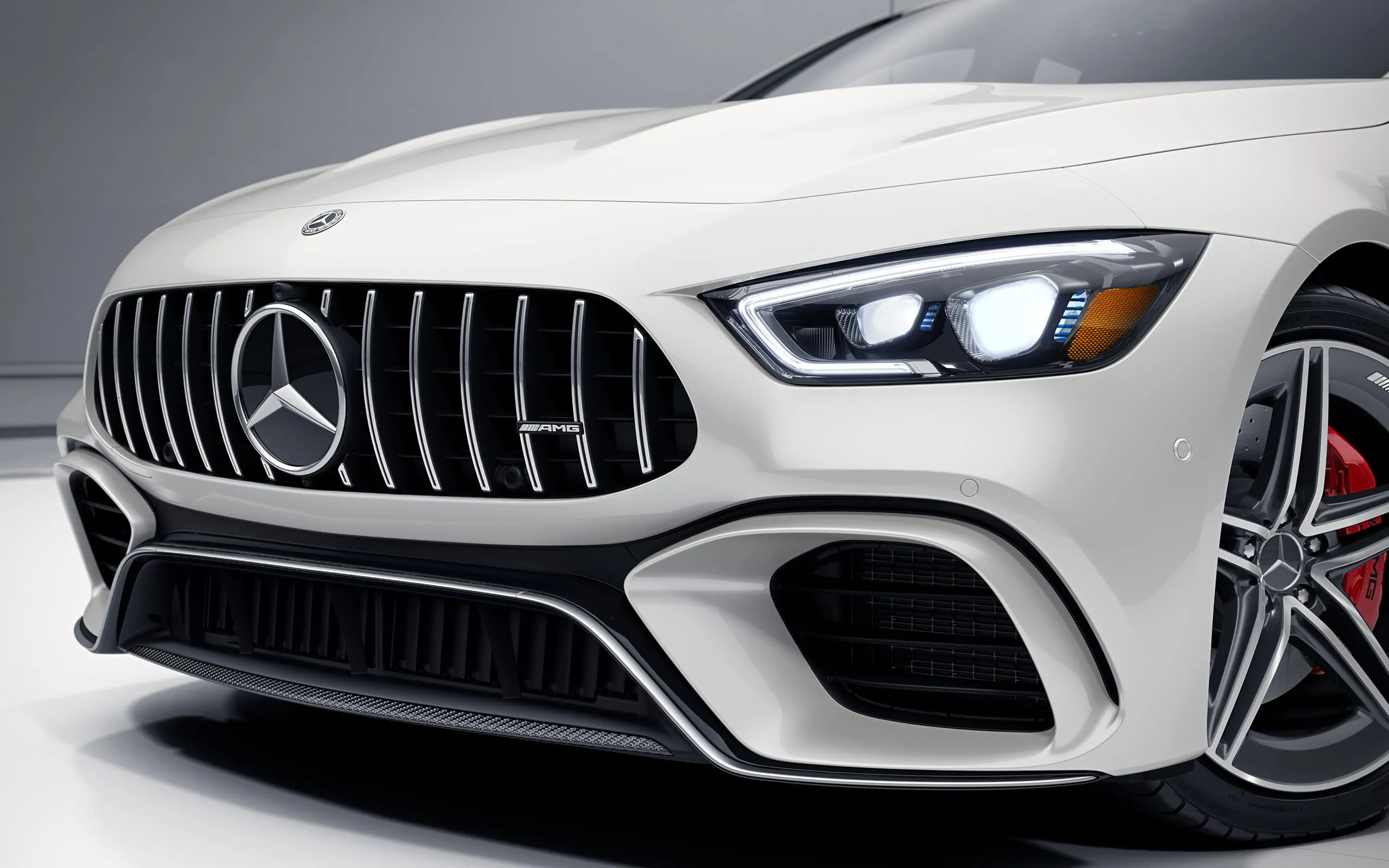 The Amg Gt 4 Door Coupe Mercedes Benz Usa