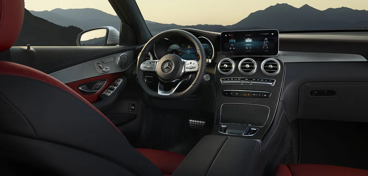 The Mid Size Glc Suv Mercedes Benz Usa