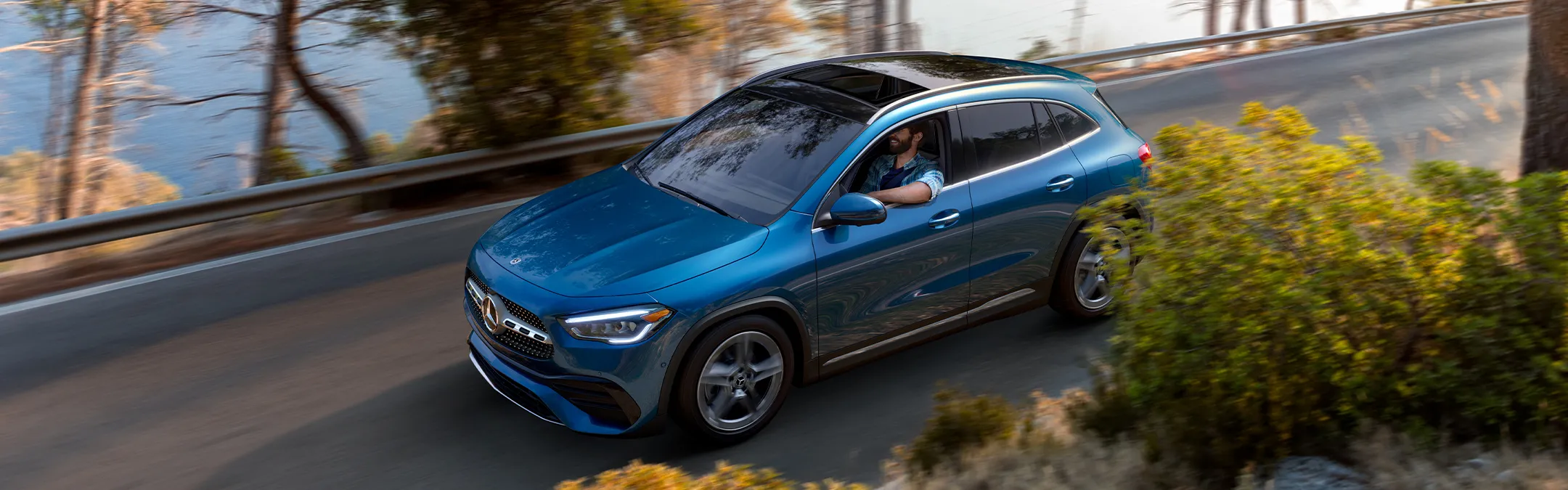 Mercedes GLA : la compacte premium plus baroudeuse, plus statutaire