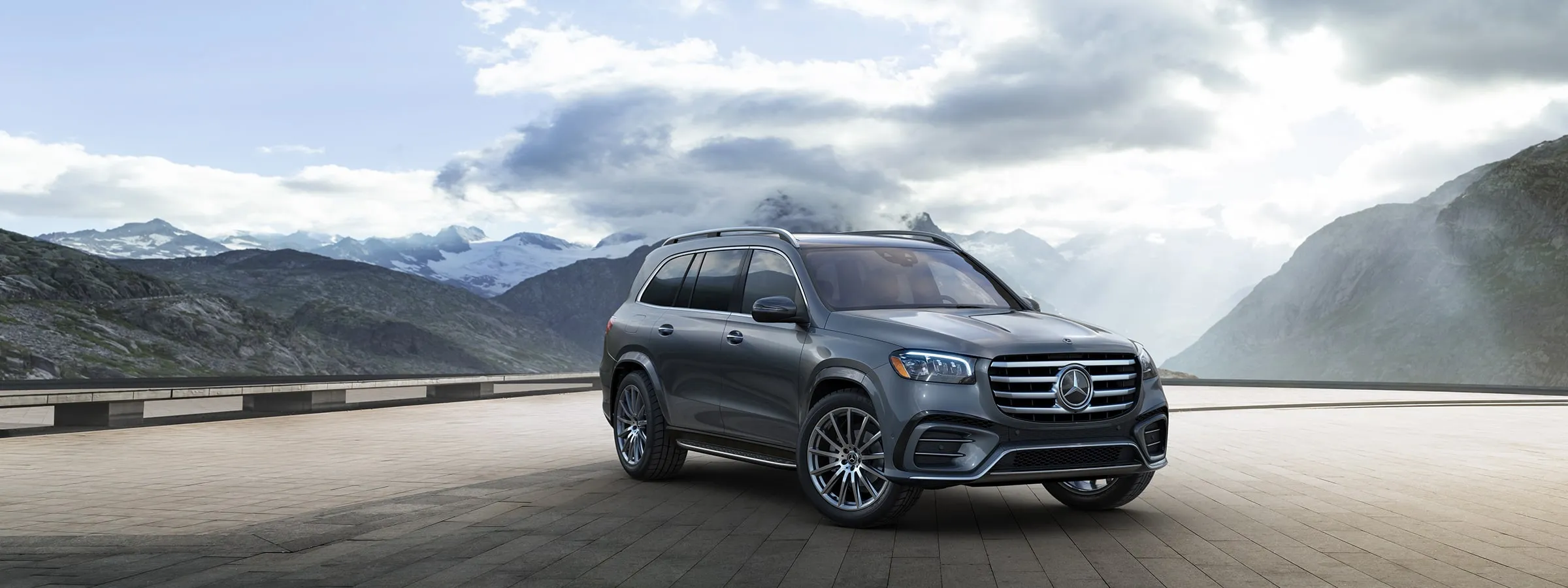 GLS SUV - Luxury 3rd Row SUV